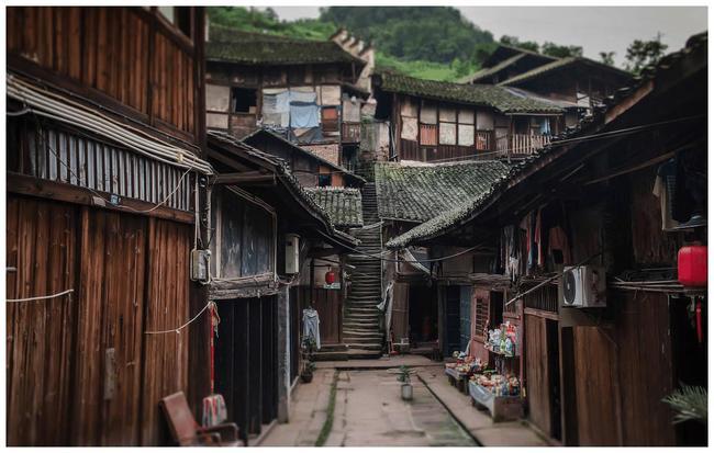 逃离无人大住宅